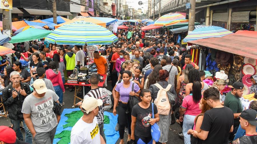 Brasileiros na feira