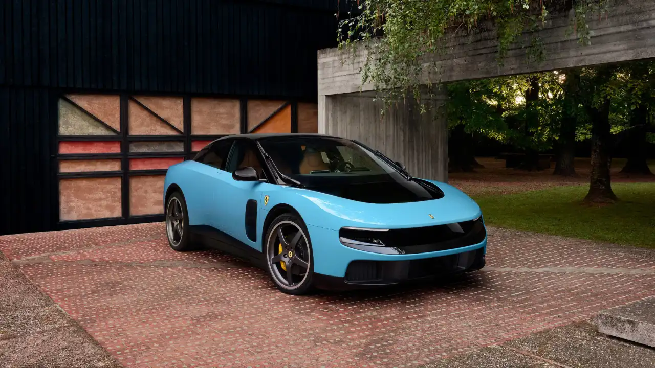 Ferrari enfrenta reação negativa após lançar primeiro carro 100% elétrico