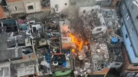 Sabesp amplia auxílio após explosão no Jaguaré atingir dezenas de famílias