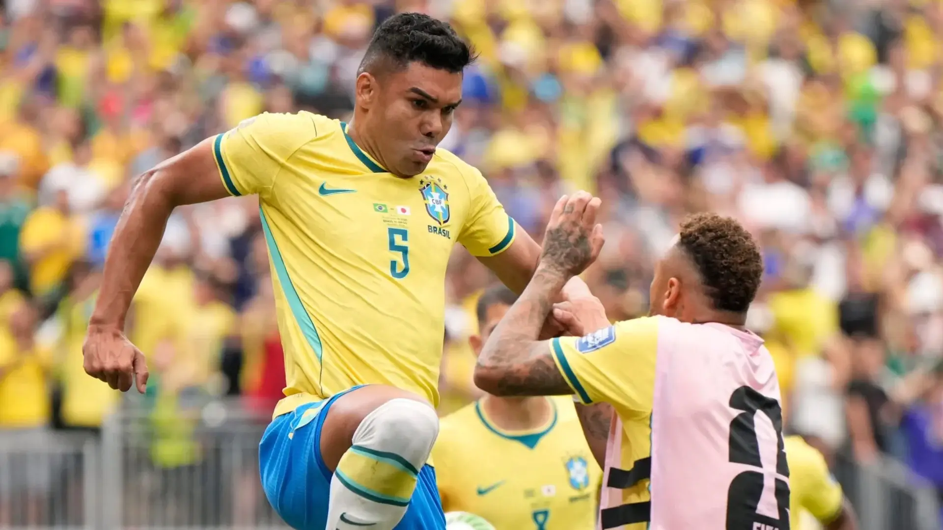 Brasil vence Japão de virada e garante vaga nas oitavas da Copa do Mundo