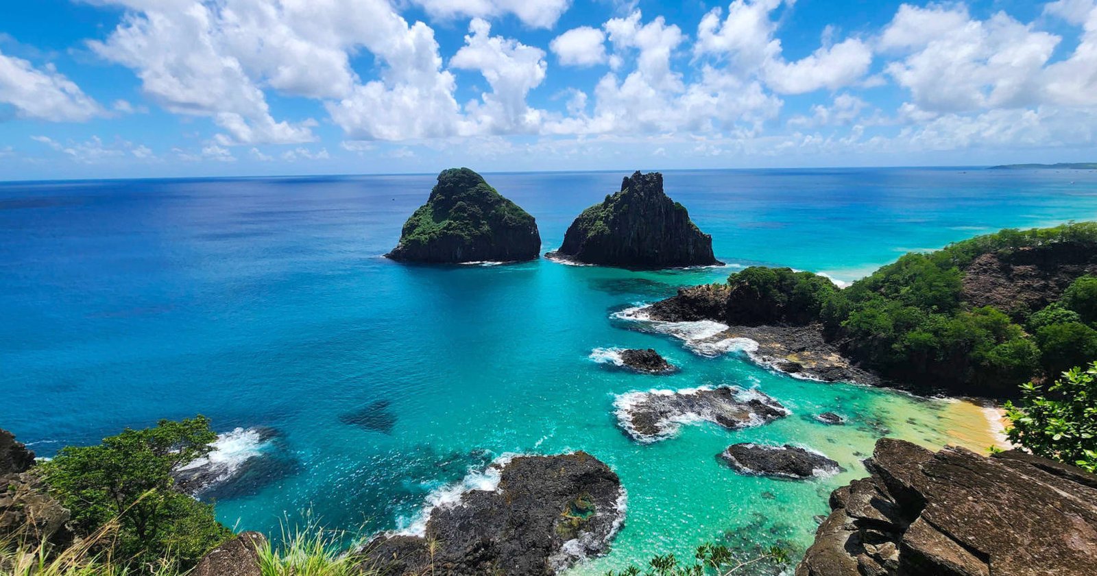 Noronha e Portugal estão entre os destinos mais buscados para 2º semestre, segundo Luck Viagens