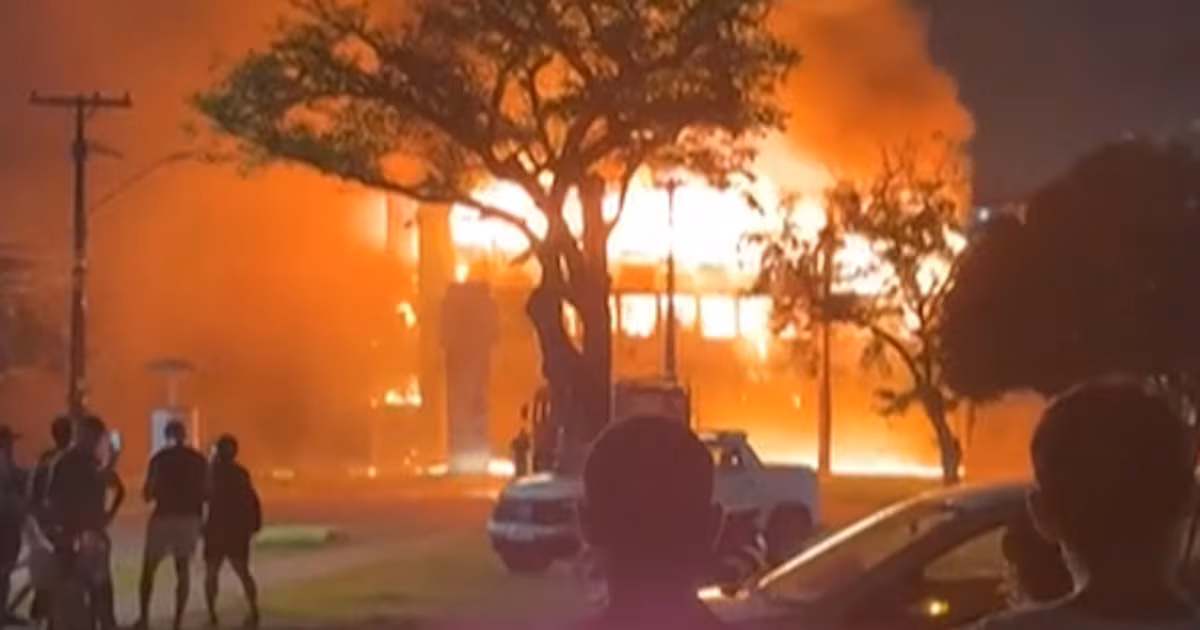 UFPE tem 3° incêndio em uma semana; veja o que se sabe e o que falta esclarecer